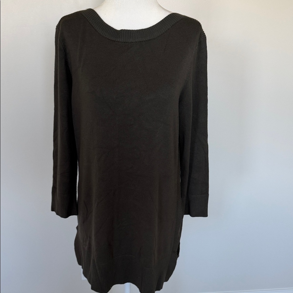 Adrienne Vittadini olive green Knit women’s sweater size M